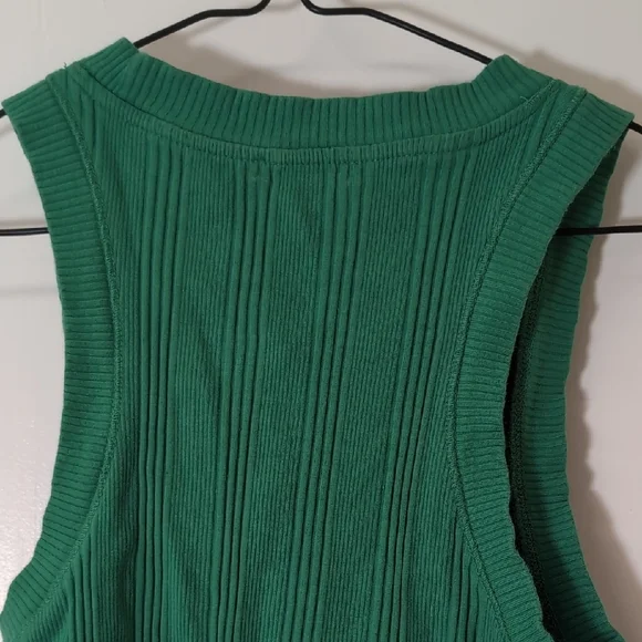 Zara Emerald Ribbed Tank Top - Picture 6 of 13